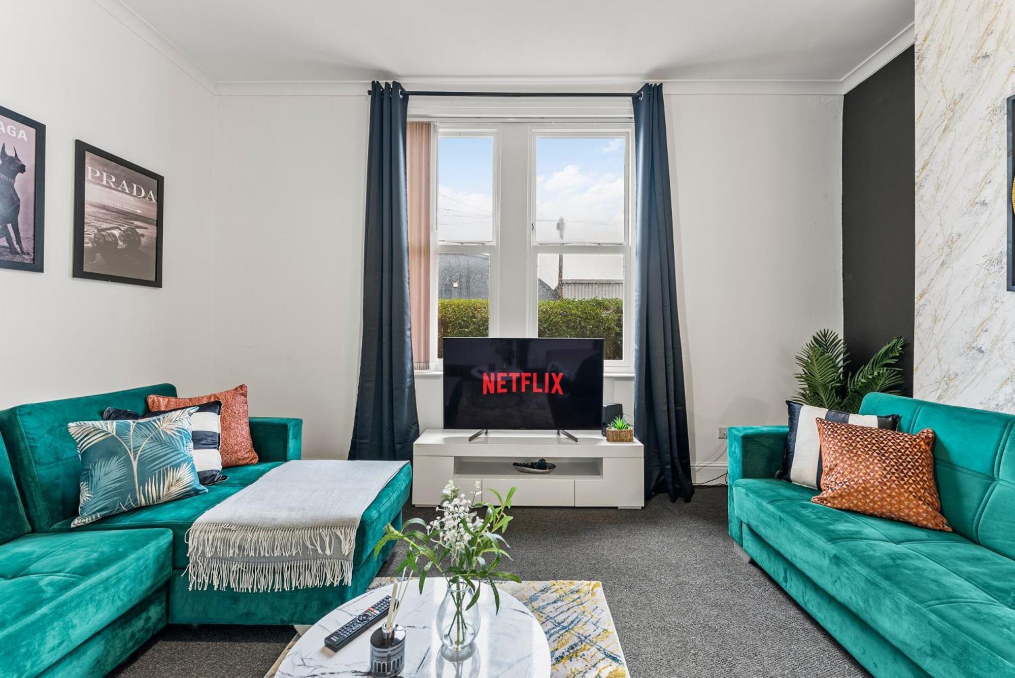 20 Percent Off! Stylish Sheffield Abode Sleeps 12公寓 外观 照片