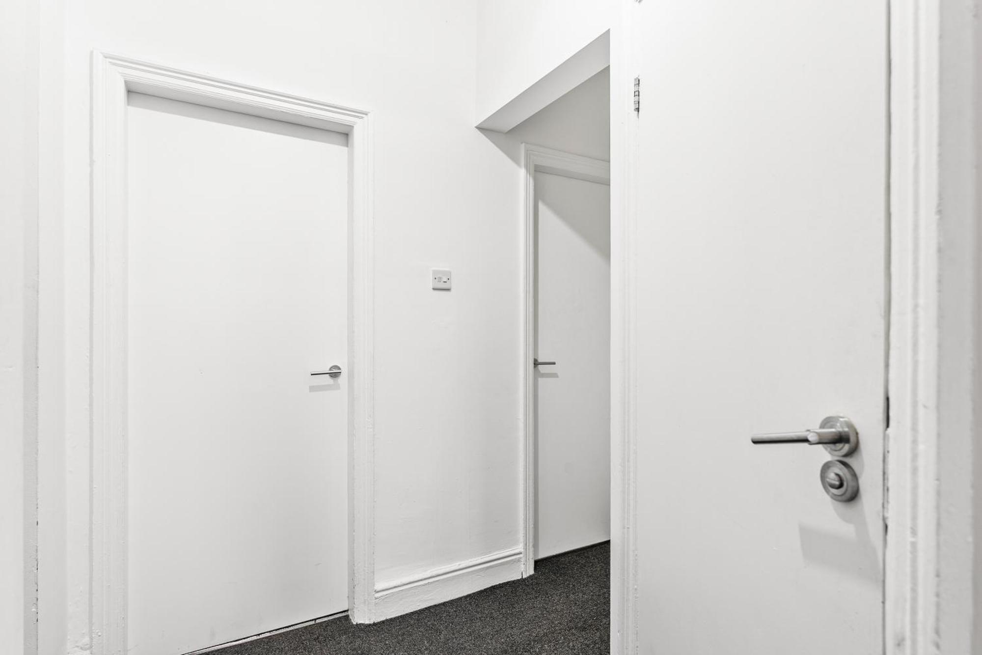 20 Percent Off! Stylish Sheffield Abode Sleeps 12公寓 外观 照片