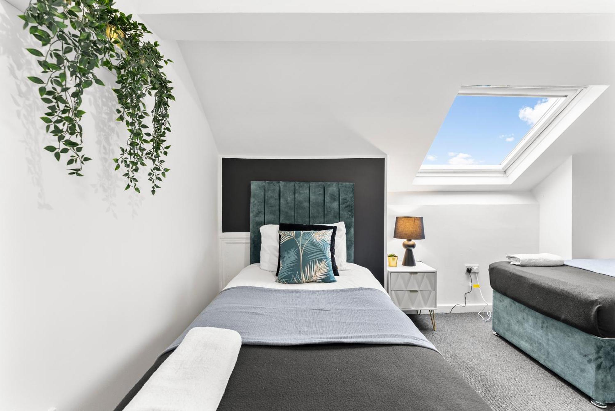20 Percent Off! Stylish Sheffield Abode Sleeps 12公寓 外观 照片